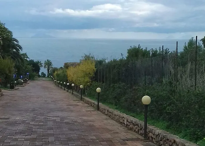 Апартаменты Rais Gerbi Finale